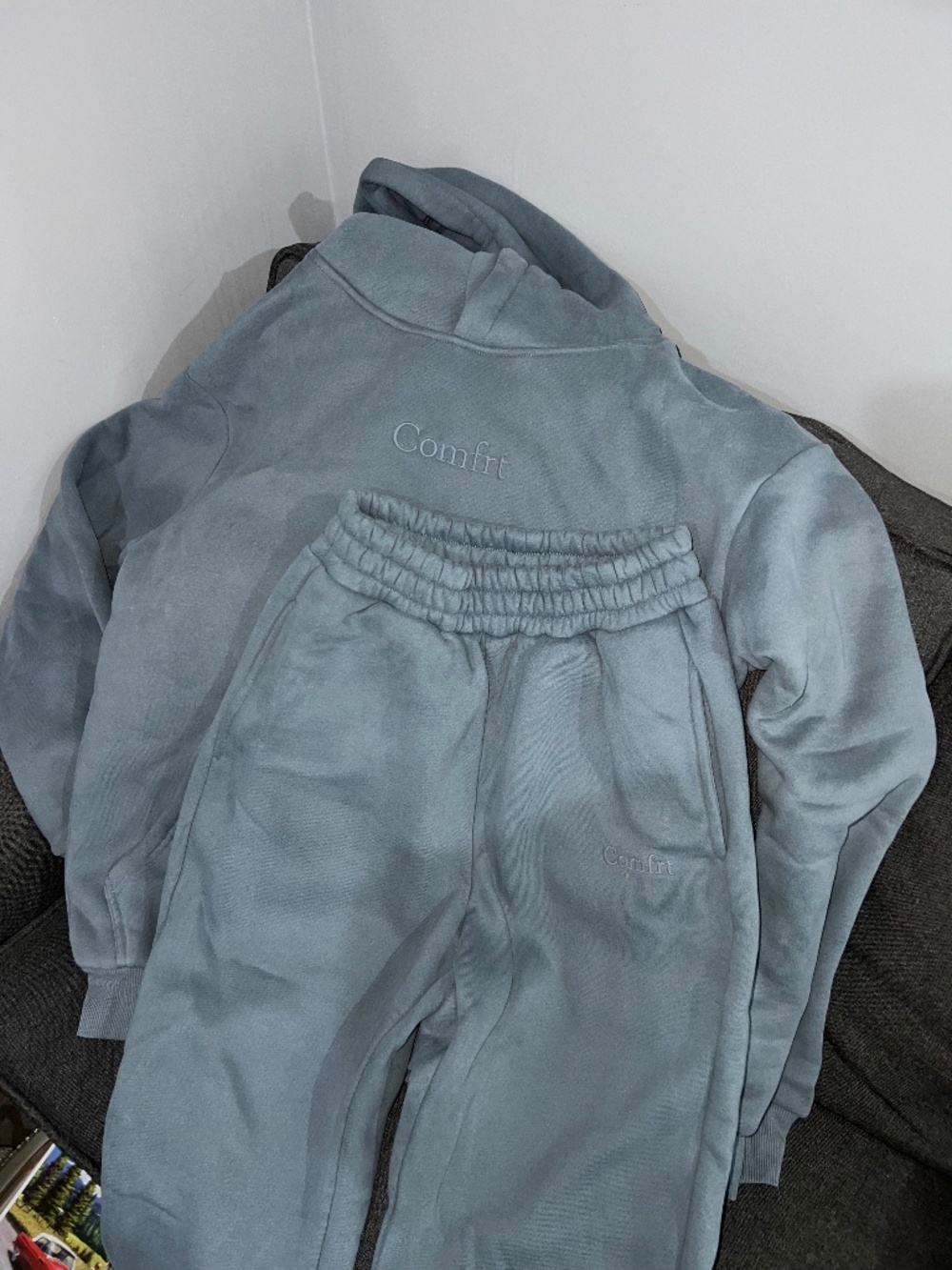 Comfrt hoodie and sweatpants set